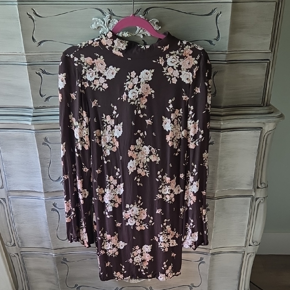 H&M Open Back Floral Long Sleeve Dress